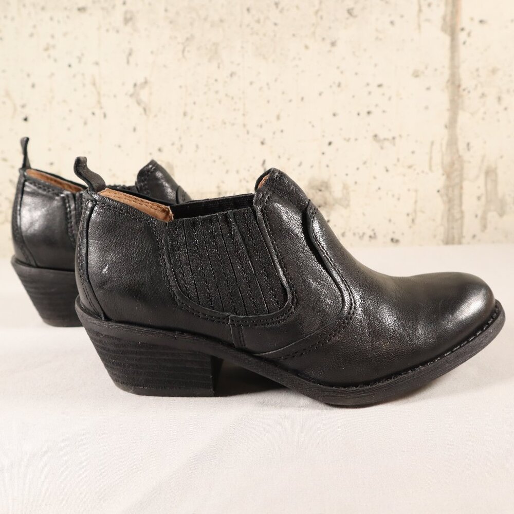 Sofft Women's Adien Bootie Black Suede Comfort Cushion Insole Size 6 M